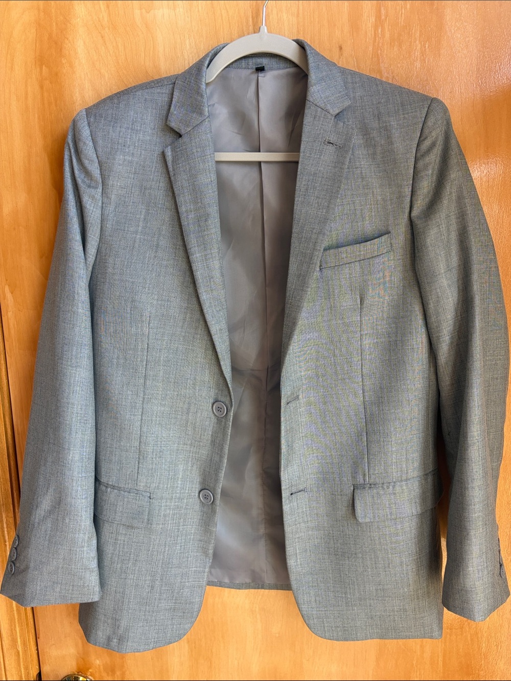 Men's Gray Two-Button Tailored Suit Blazer